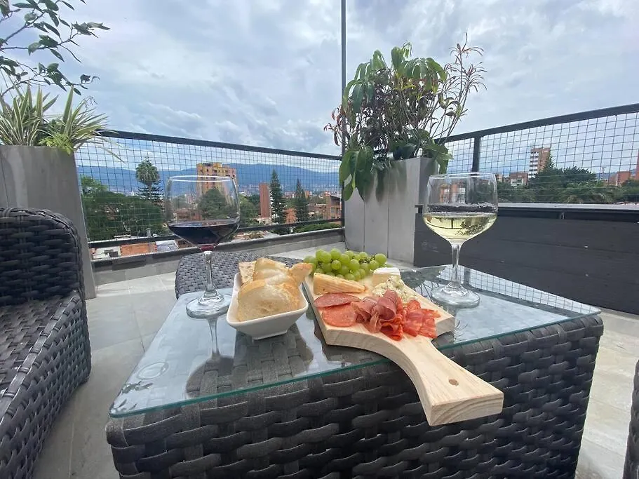 Lux Penthouse Getaway Views Hot Tub Sauna Apartment
